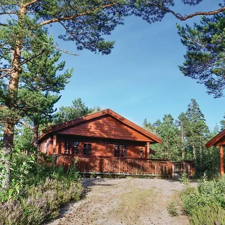 Holiday home Amazing In Amli With House A Mountain View *