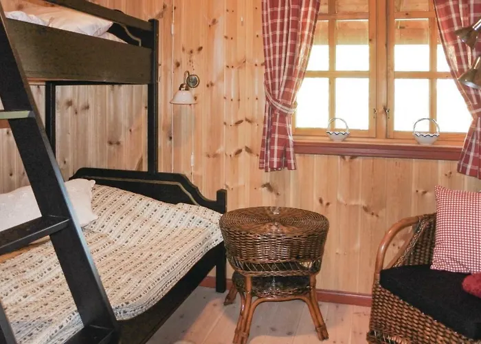 Three-bedroom In Vakantiehuis Åmli